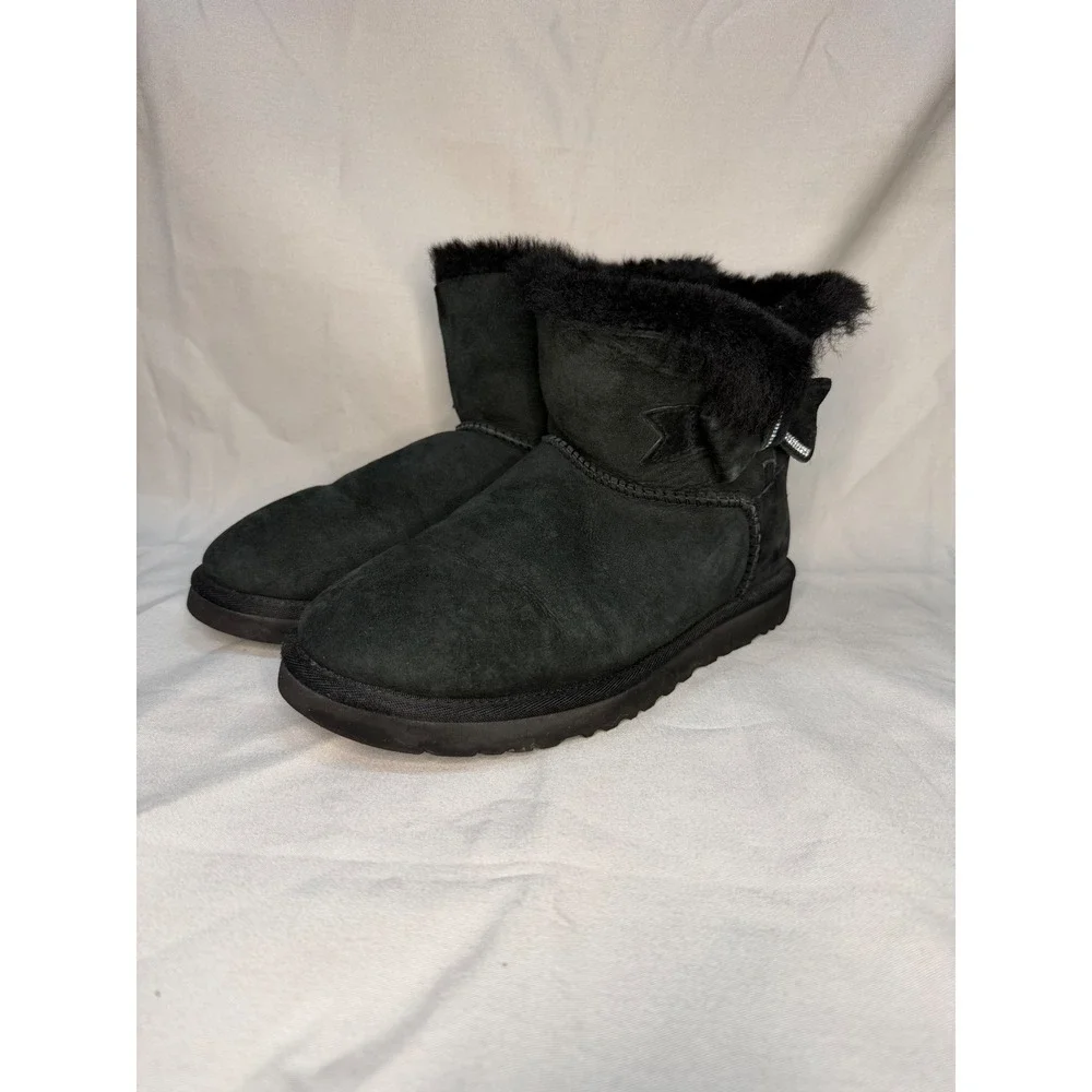 UGG Gita Black Suede Crystal Bow Sheepskin Boots Womens 8